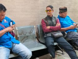 Dugaan Pencemaran Nama Baik Debitur, Oesep Sarwat Sebut Penempelan Stiker Langgar Aturan Penagihan