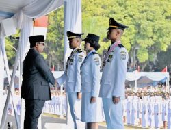 Presiden Prabowo Lantik 1.204 Pamong Praja Muda IPDN di Jatinangor, Bupati Dony Hadiri