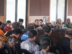 Bupati Sumedang Minta Desa Pastikan Warga Tak Kelaparan dan Kekurangan Air Bersih